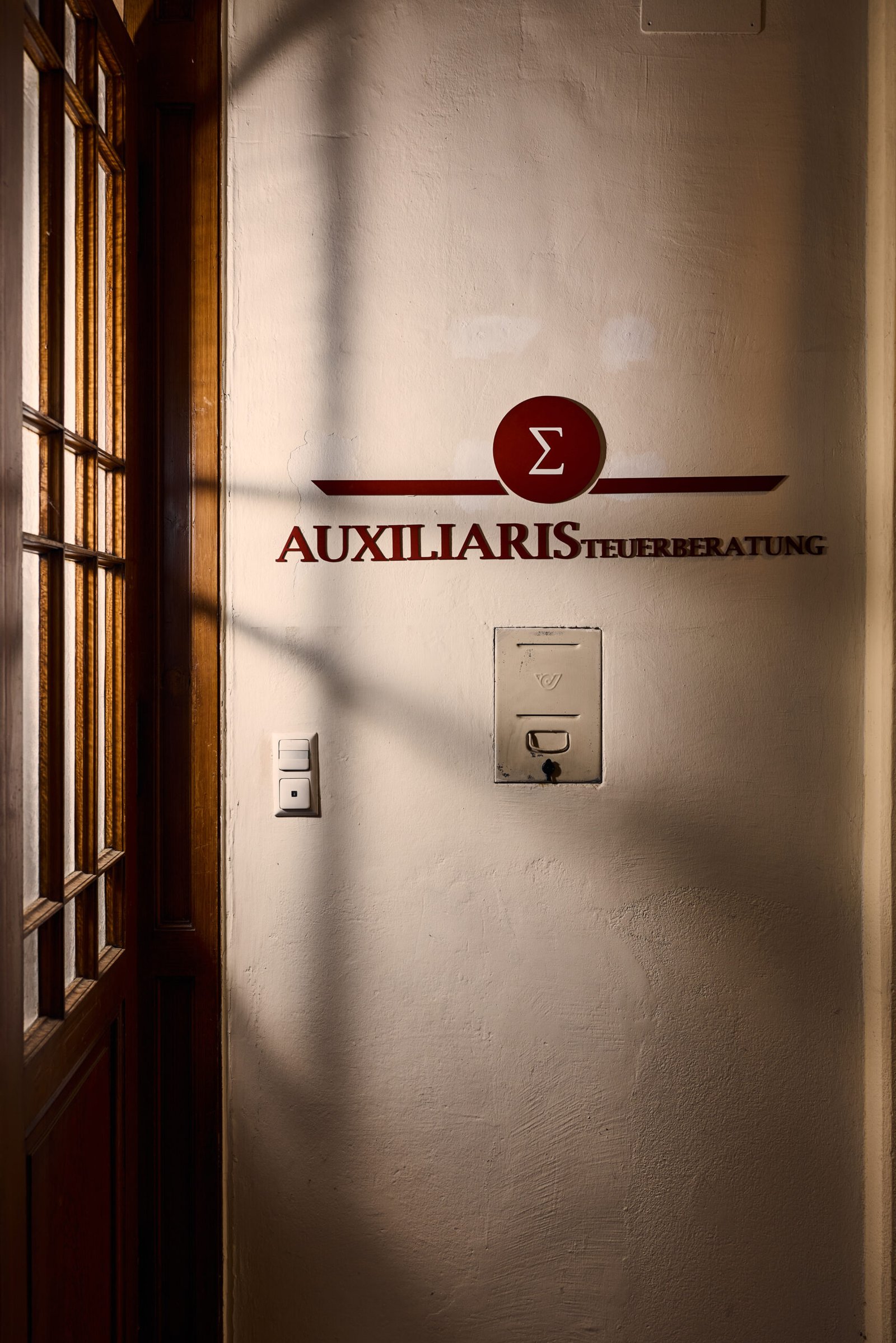 Beratung zu steuerlichen und wirtschaftlichen Belangen durch die Kanzlei Auxiliaris für Unternehmen in Mureck, Bad Radkersburg und Graz.